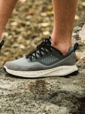 NEW OluKai Makiki Sneakers Cloud Grey Poi Men's 11.5